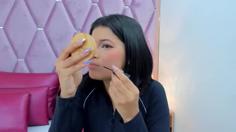 Nahayo  online show from 12-17-25, 11:49