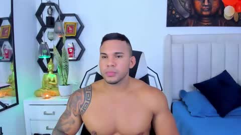 _matthew_santos_ online show from 10-12-25, 07:57