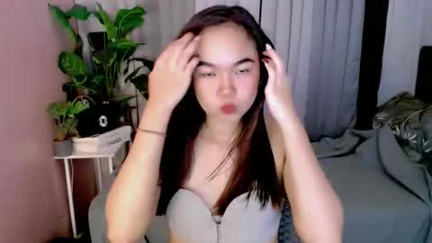 Snapshot of _maureen_ chatting on 01-07-26, 11:45 _maureen_ online show from 01-07-26, 11:45