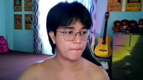 MAX Dont forget to follow online show from 12-22-25, 03:58