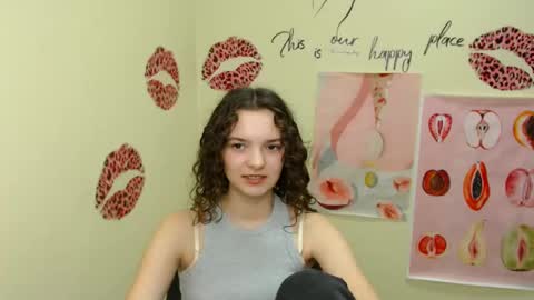 Susie online show from 12-12-24, 04:53