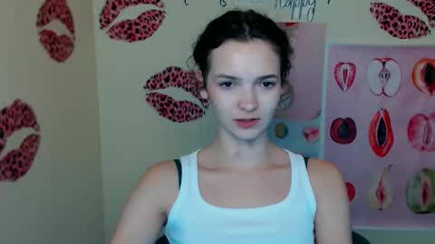 Susie online show from 11-01-25, 01:13