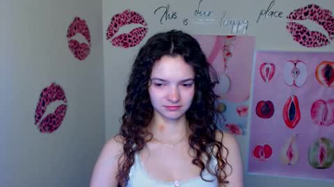 Susie online show from 03-09-26, 07:12