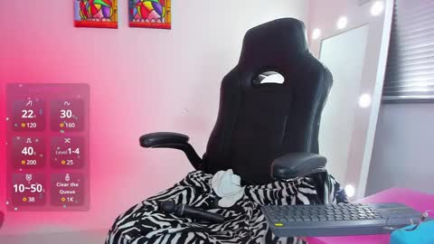 Juli online show from 12-27-24, 05:59