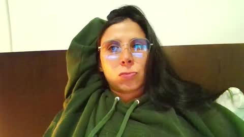 Juli online show from 02-11-26, 02:49