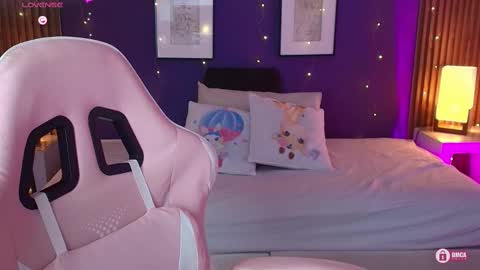 Snapshot of _meliblue chatting on 10-02-25, 07:21 Meli online show from 10-02-25, 07:21