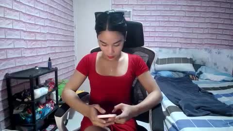 julia online show from 12-31-24, 07:20