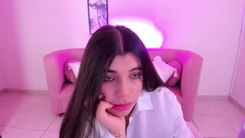  MIa blue 18  online show from 09-23-25, 07:06