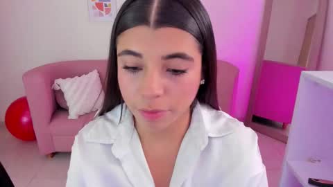  MIa blue 18  online show from 02-10-26, 06:56