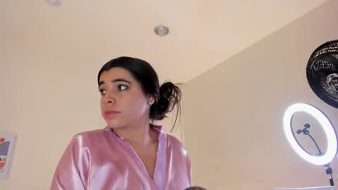  MIa blue 18  online show from 03-02-26, 01:52