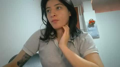 Mia-foster online show from 01-16-26, 08:13