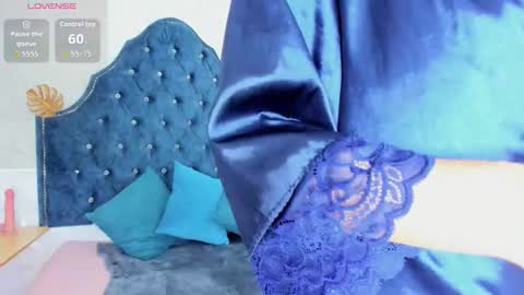 _mia_milf_ online show from 03-23-26, 06:17