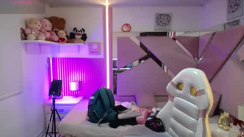  Mia  online show from 01-09-26, 12:19