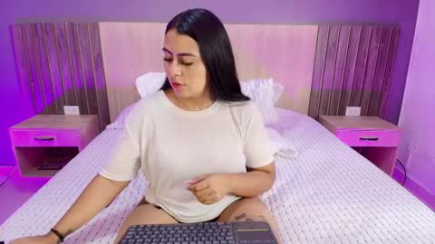 Snapshot of _miamiller_ chatting on 02-13-25, 02:12 _miamiller_ online show from 02-13-25, 02:12