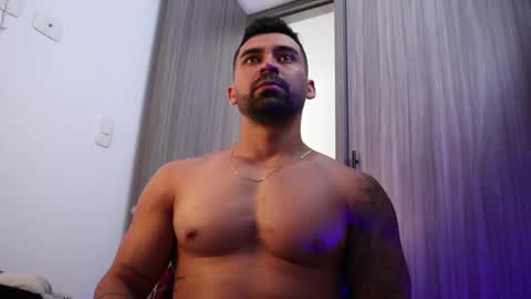 Snapshot of _mikestone chatting on 11-19-25, 01:11 soy mike online show from 11-19-25, 01:11