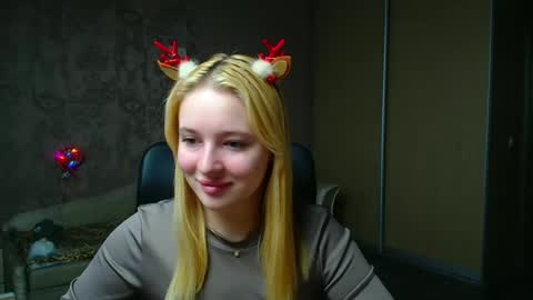 Melanie online show from 12-19-25, 12:01