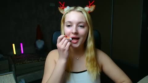 Melanie online show from 01-15-26, 04:44