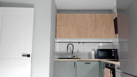 _miles19 online show from 11-21-25, 11:09