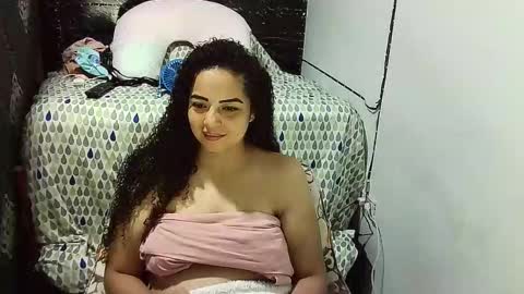 _milf_naughty online show from 10-12-25, 06:23