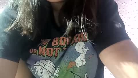 _milkytitsmomxx_ online show from 12-28-24, 04:52