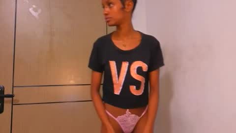 Mimi online show from 04-18-26, 02:26