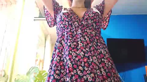 Snapshot of _minnie_boo_ chatting on 01-01-25, 09:49 Boo online show from 01-01-25, 09:49