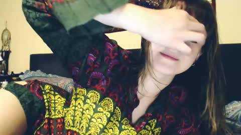 Snapshot of _minnie_boo_ chatting on 10-03-25, 07:33 Boo online show from 10-03-25, 07:33