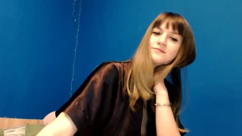 Snapshot of _minnie_boo_ chatting on 12-14-25, 02:44 Boo online show from 12-14-25, 02:44