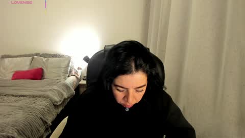 _miss_coco_ online show from 04-09-26, 01:16