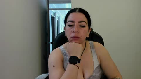 _miss_coco_ online show from 04-23-26, 12:29