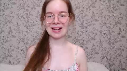 Snapshot of _mizuka_ chatting on 10-04-25, 04:49  mizuka  online show from 10-04-25, 04:49