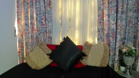 mizuki  online show from 01-14-25, 05:23