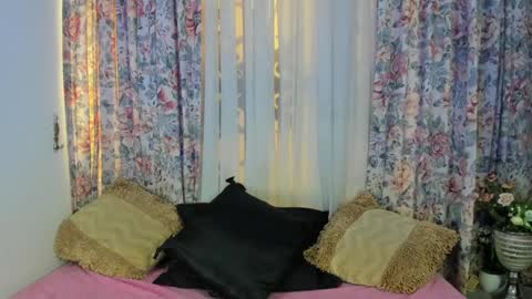 mizuki  online show from 01-17-25, 02:28