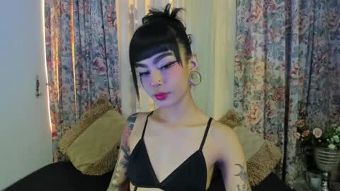 mizuki  online show from 01-21-25, 02:37