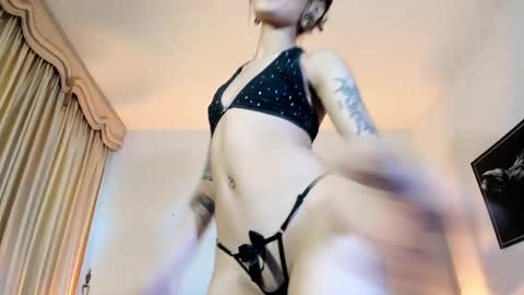 mizuki  online show from 02-24-25, 06:26