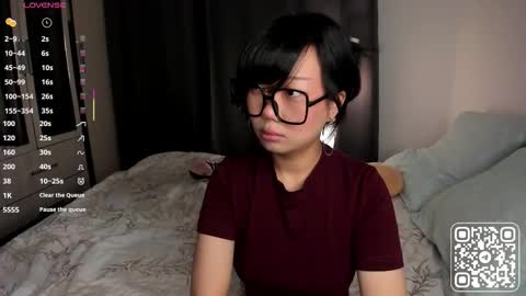 _molly_molly_molly_ online show from 10-11-25, 02:15