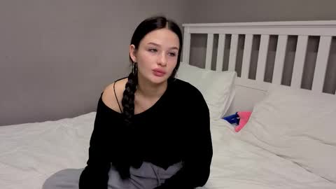 Karina online show from 11-08-25, 02:34