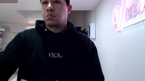 Panda  online show from 09-22-25, 04:09