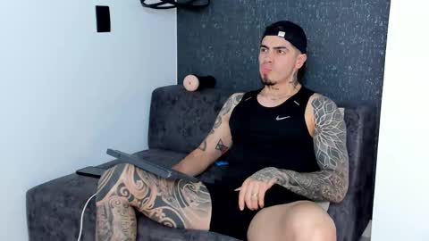 _mrcock_ online show from 11-02-25, 12:13