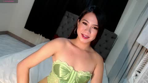 _mysticdoll_ online show from 05-15-26, 12:28