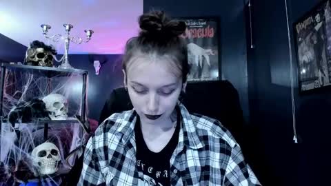 _naamah online show from 12-17-24, 08:21