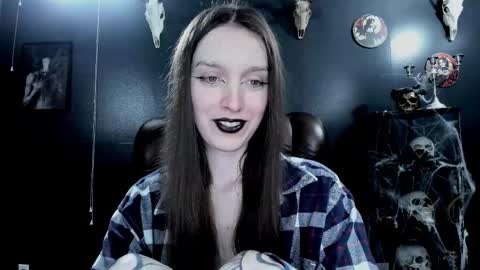 Snapshot of _naamah chatting on 09-18-25, 06:21 _naamah online show from 09-18-25, 06:21