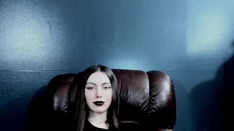 _naamah online show from 10-22-25, 06:07