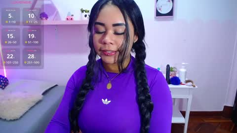 nahomi  online show from 12-31-24, 07:20