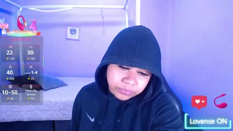 nahomi  online show from 10-07-25, 12:08