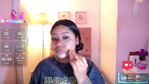 nahomi  online show from 12-03-25, 09:35