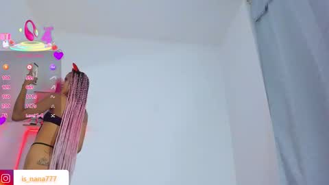 Snapshot of _nana777 chatting on 11-19-25, 06:02 Nana online show from 11-19-25, 06:02