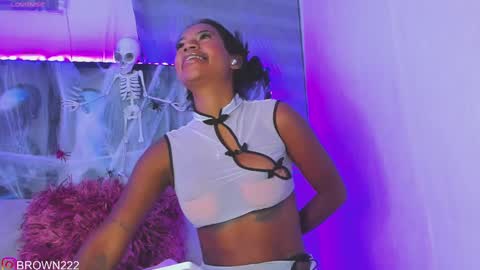 naomi brown online show from 10-04-25, 04:54