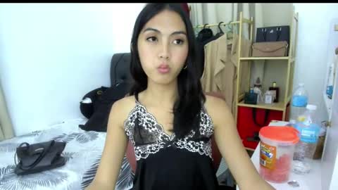 Snapshot of _natalya69_ chatting on 05-22-26, 12:44 _natalya69_ online show from 05-22-26, 12:44