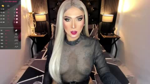 _natashacooper_ online show from 06-10-26, 11:20